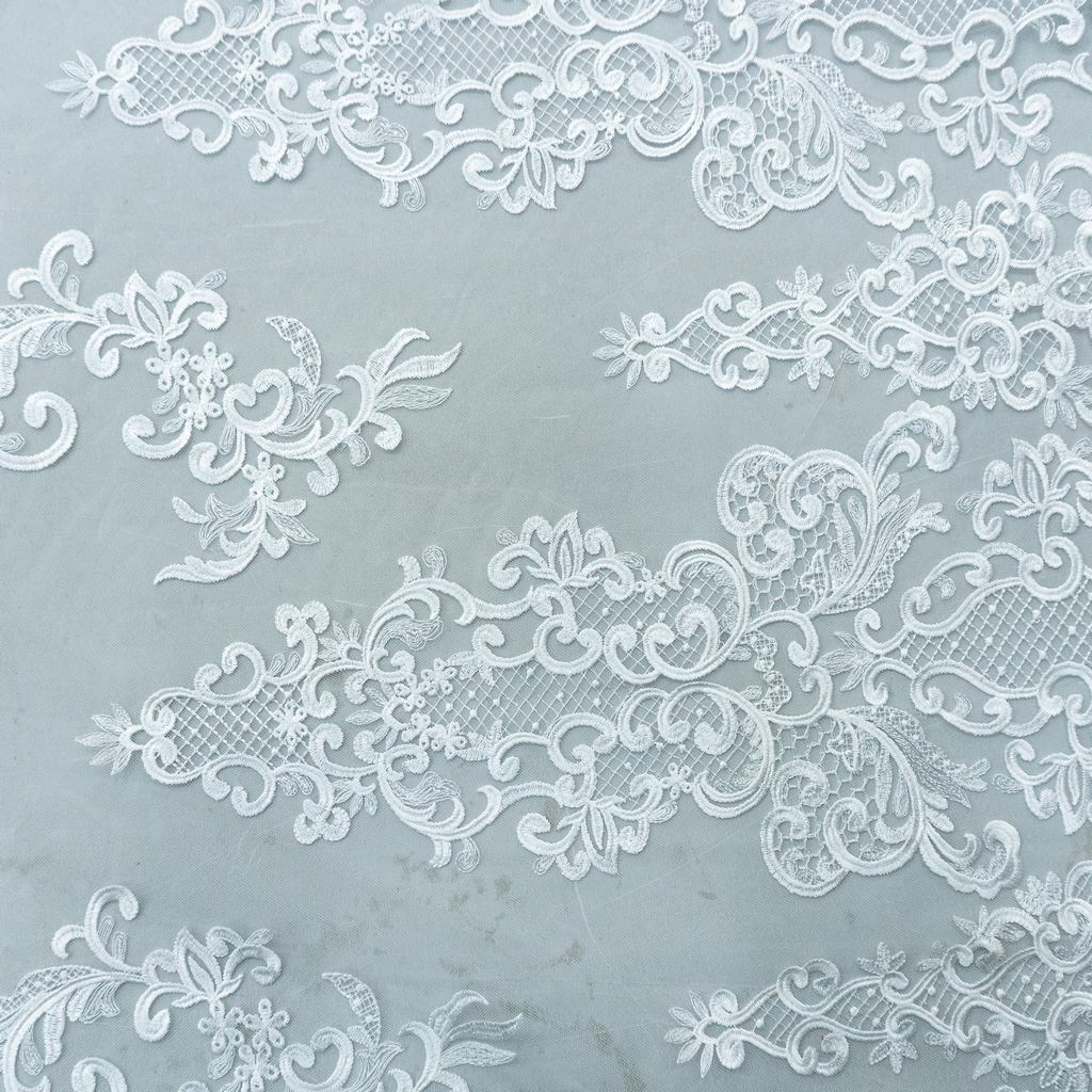 1008435F2231.jpg 130CM IVY TULLE- IVORY - Image 1