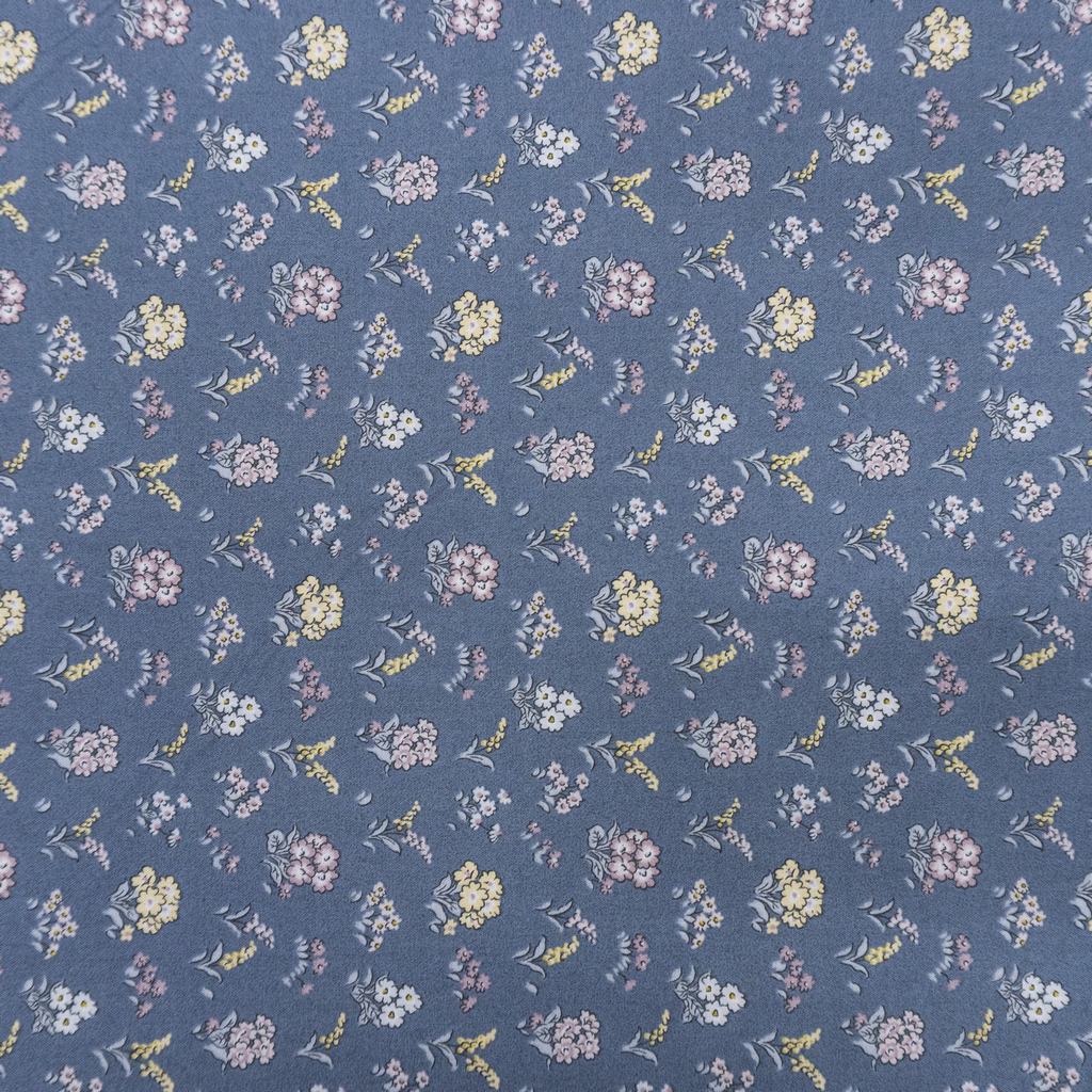 24362D15F111231.jpg LIBERTY 100% COTTON QUILTING 1071 kensington a - Image 1