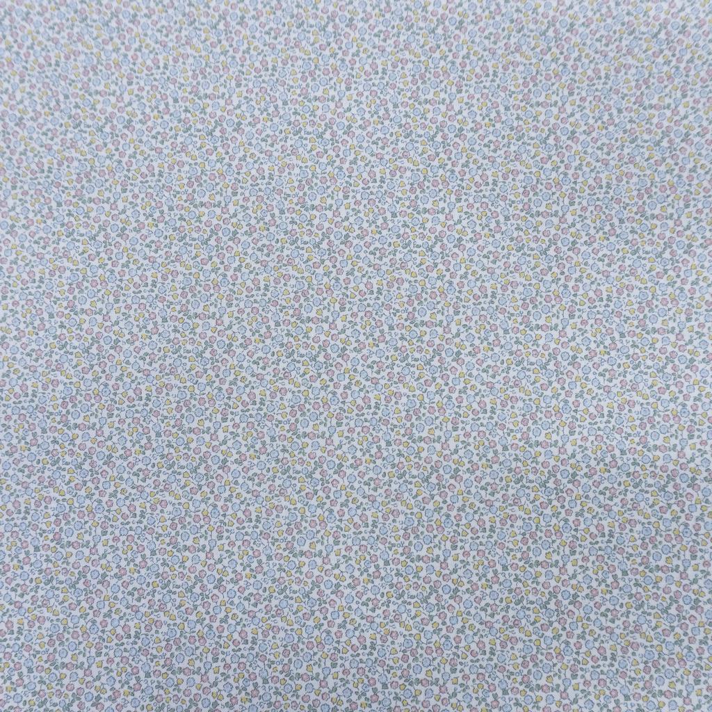 24362D15F112231.jpg LIBERTY 100% COTTON QUILTING 1077 suffolk field a - Image 1