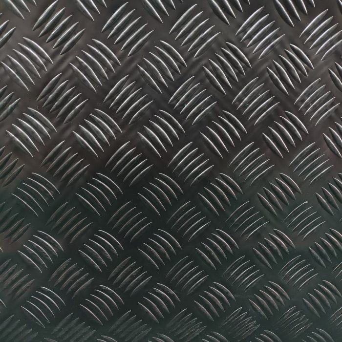 170CM PVC CAR MAT/FELT BACKING - SPEAR/BLACK - Image 1