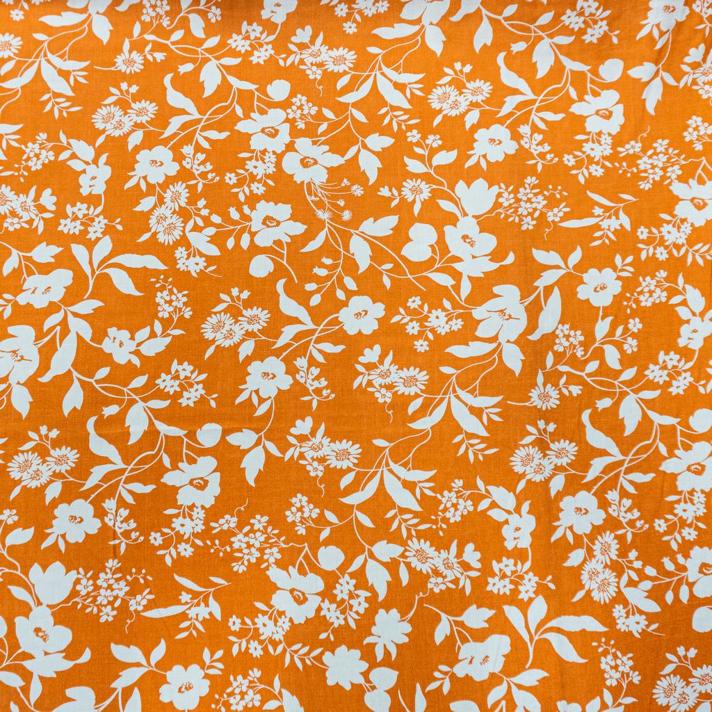 30315F44231.jpg RAYON POPLIN PRINT (150CM)(175-ORANGE) - Image 1