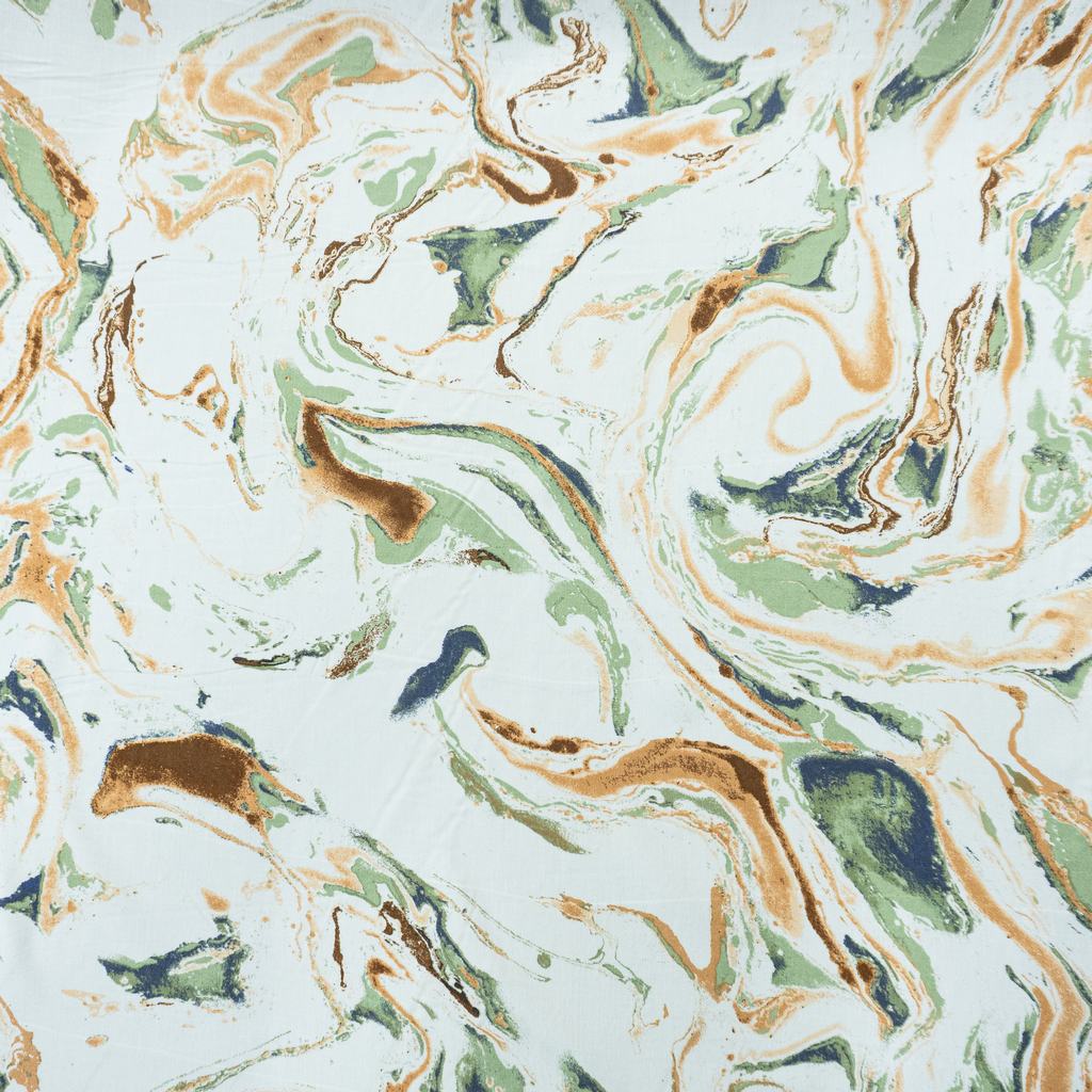 30315F50231.jpg RAYON POPLIN PRINT (150CM)(383-GREEN) - Image 1