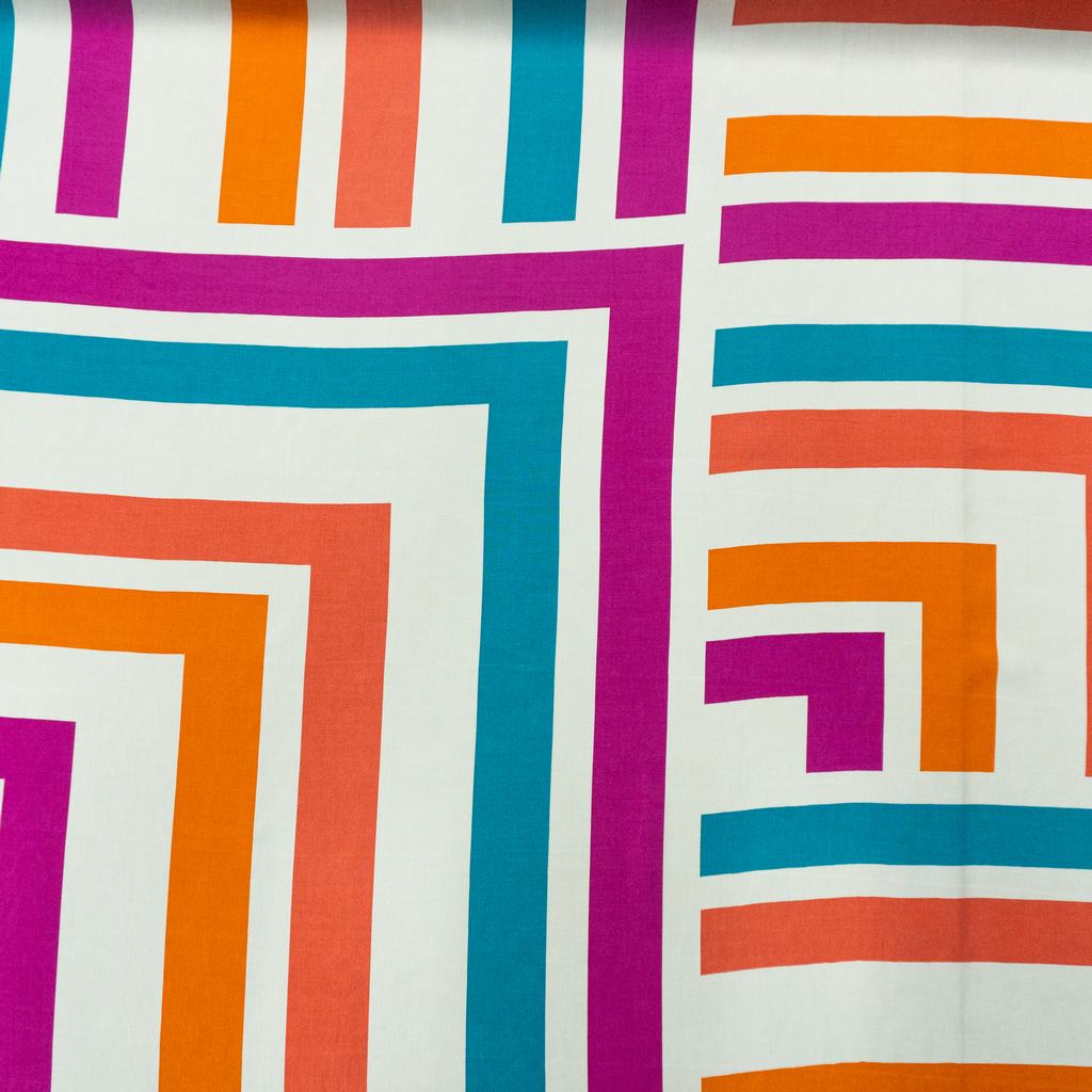 30315F51231.jpg RAYON POPLIN PRINT (150CM)(384-ORANGE) - Image 1