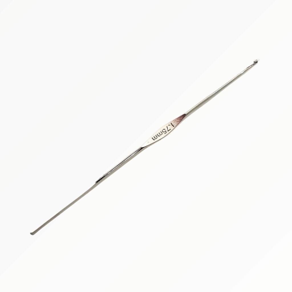 A0072D175.jpg STEEL CROCHET HOOK 12CM 1.75CM - Image 1