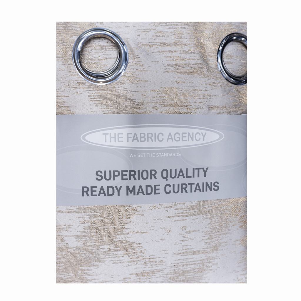 CRRME5FCR231.jpg READY MADE CHEVRON 230X223 EYELET - CREAM - Image 1