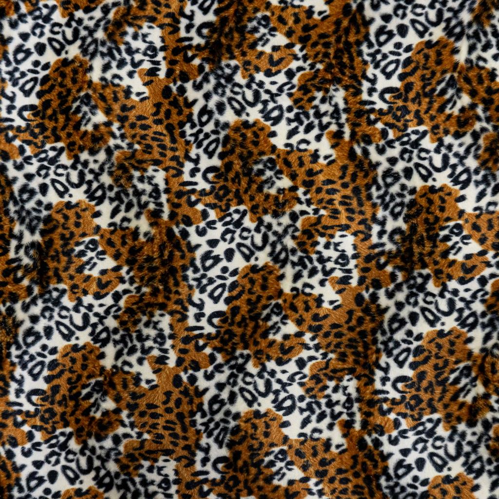 AFP5F5231-1.jpg ANIMAL FUR(FAUX) - Image 1