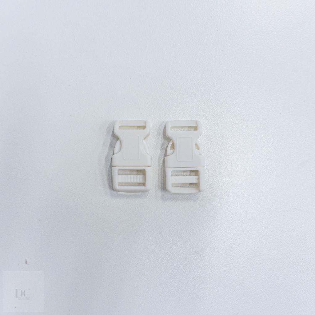 FH2DSR15MM5FW.jpg PLASTIC FASTNERS SIDE RELEASE 15MM WHITE - Image 1