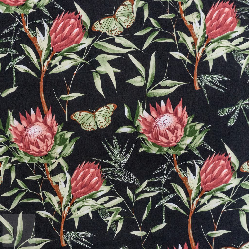 115PPC5F245231.jpg 115CM PRINTED POLY COTTON BIG PROTEA BLACK - Image 1