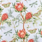 115CM PRINTED POLY COTTON BIG PROTEA WHITE - Image 2