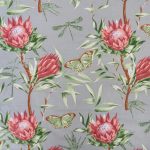 115CM PRINTED POLY COTTON BIG PROTEA GREY